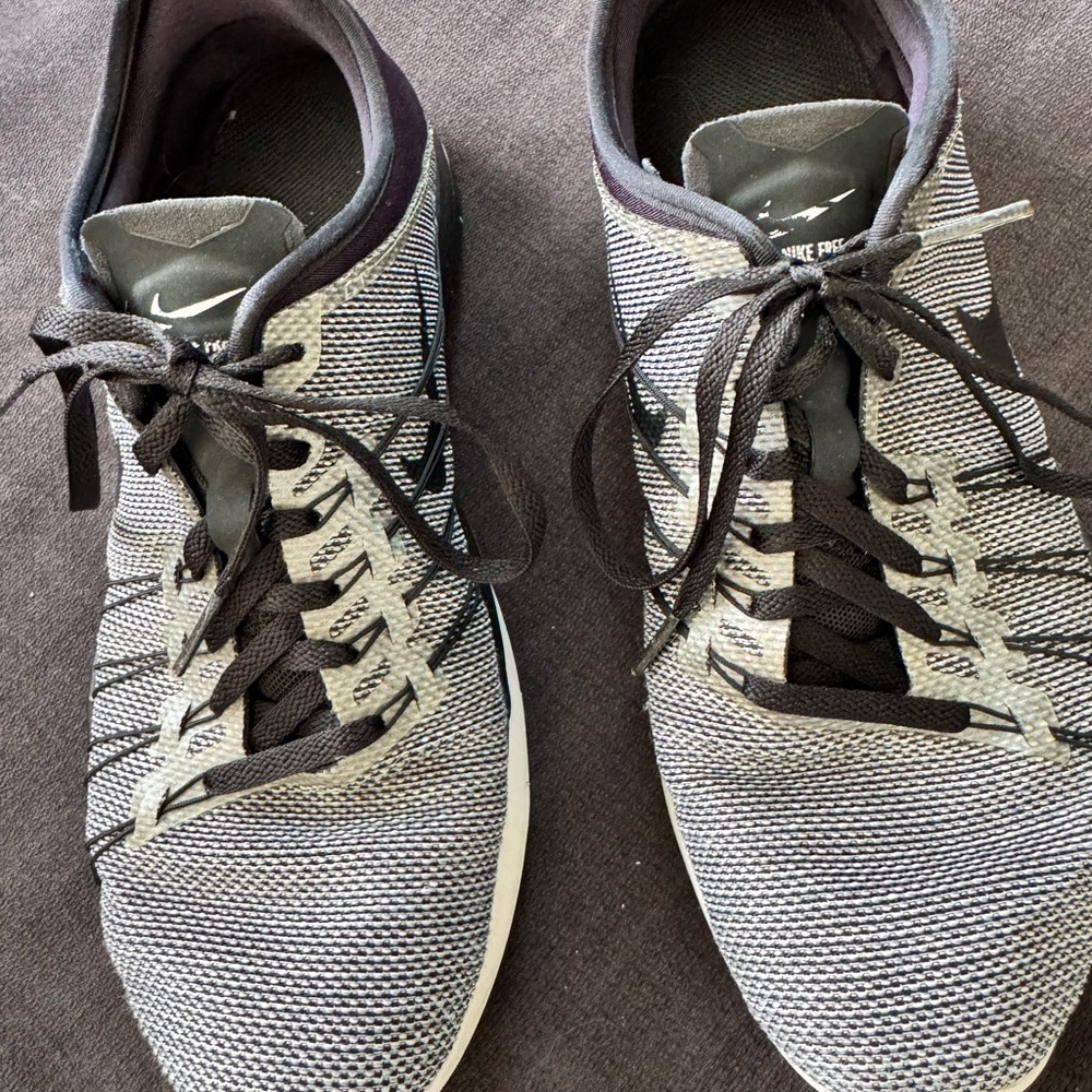 Women’s Nike Free TR6 cross trainers